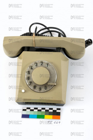 Telefon